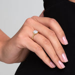 Load image into Gallery viewer, Solitaire Engagement Ring