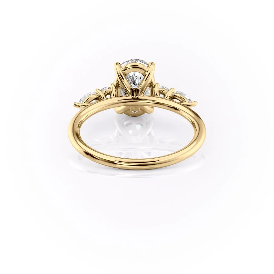 Oval Engagement Ring