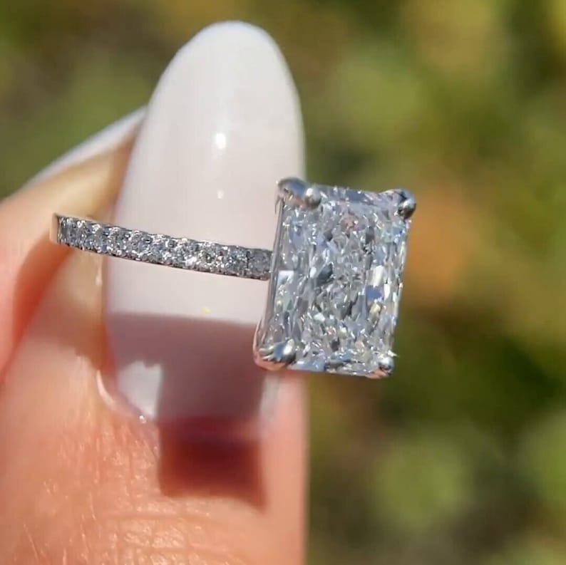 2.5 CT Radiant Cut Moissanite Unique Engagement Ring