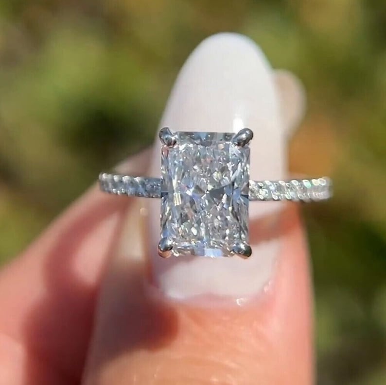 2.5 CT Radiant Cut Moissanite Unique Engagement Ring