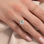 Load image into Gallery viewer, Moissanite Solitaire Ring