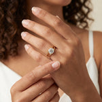 Load image into Gallery viewer, Round Diamond Engagement Ring