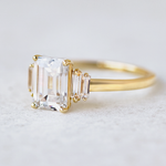 Load image into Gallery viewer, 1.50 CT Emerald Cut Moissanite 5 Stone Engagement Ring 18K Solid Yellow Gold Ring