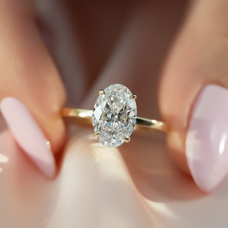 2.5 CT Oval Cut Solitaire Moissanite Diamond Ring