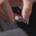 Load and play video in Gallery viewer, 2.5 CT Round Cut Moissanite Engagement Ring With Stunning Twisted Band