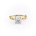 Load image into Gallery viewer, 2.5 CT Round Cut Moissanite Engagement Ring With Stunning Twisted Band
