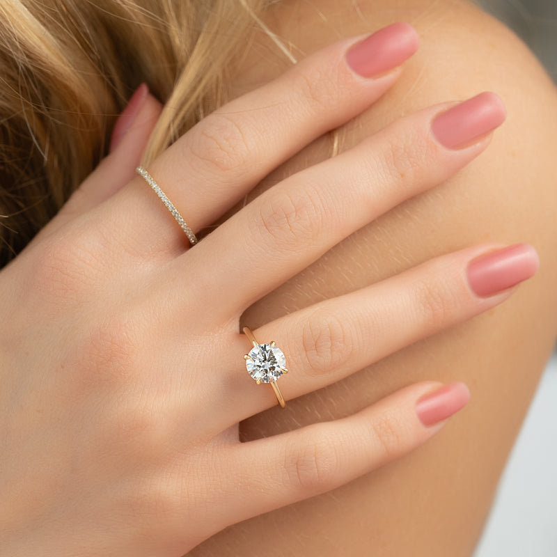 2.5 CT Round Cut Moissanite Diamond Solitaire Engagement Ring