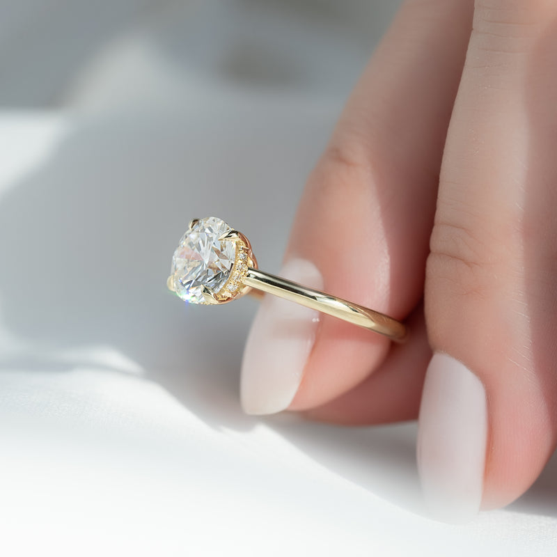 2 CT Round Cut Classic Solitaire Hidden Halo Moissanite Diamond Ring